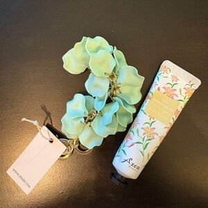 Mint Green Bracelet + Lily Hand Lotion